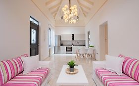 Topalidi'S Home